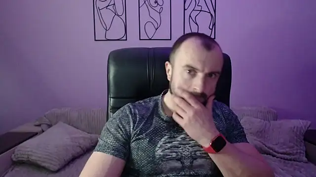 brindlefly6969 online show from February 2026 11:37:01 AM