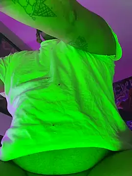 Snapshot of 4EVAGLACIERS chatting on December 2024 04:21:01 PM 4EVAGLACIERS online show from December 2024 04:21:01 PM