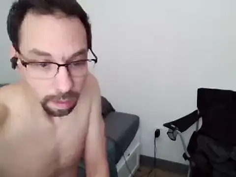 Snapshot of Iliketocooksquirt25 chatting on January 2025 07:08:01 PM Iliketocooksquirt25 online show from January 2025 07:08:01 PM