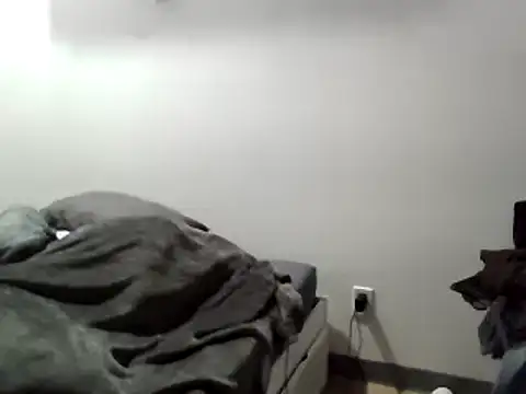 Snapshot of Iliketocooksquirt25 chatting on February 2025 02:45:01 PM Iliketocooksquirt25 online show from February 2025 02:45:01 PM