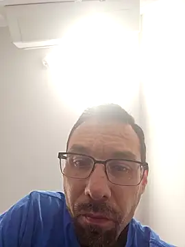 Snapshot of Iliketocooksquirt25 chatting on March 2025 01:43:01 AM Iliketocooksquirt25 online show from March 2025 01:43:01 AM