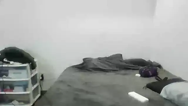 Snapshot of Iliketocooksquirt25 chatting on September 2025 01:09:02 AM Iliketocooksquirt25 online show from September 2025 01:09:02 AM