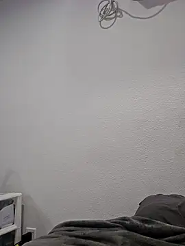 Snapshot of Iliketocooksquirt25 chatting on October 2025 04:31:02 AM Iliketocooksquirt25 online show from October 2025 04:31:02 AM