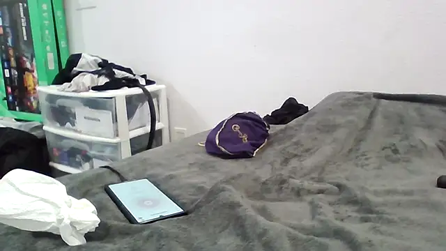 Snapshot of Iliketocooksquirt25 chatting on October 2025 12:58:01 PM Iliketocooksquirt25 online show from October 2025 12:58:01 PM