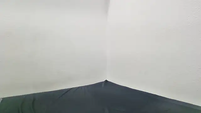 Iliketocooksquirt25 online show from May 2026 11:57:01 PM