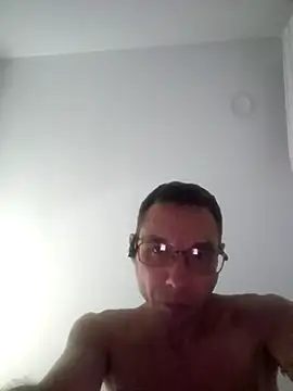 Iliketocooksquirt25 online show from May 2026 12:38:01 AM