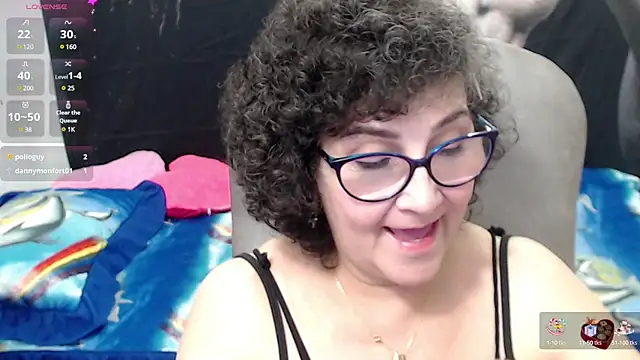Snapshot of cataleya_mom chatting on February 2025 04:12:02 AM cataleya mom online show from February 2025 04:12:02 AM