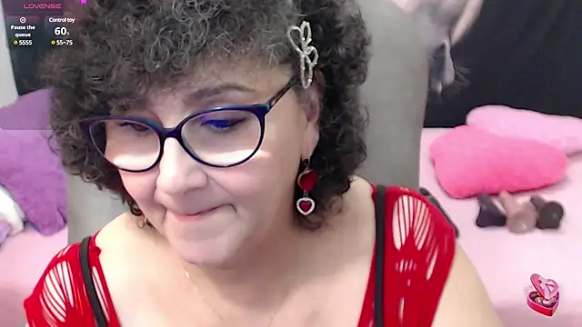 Snapshot of cataleya_mom chatting on February 2025 09:58:02 PM cataleya mom online show from February 2025 09:58:02 PM