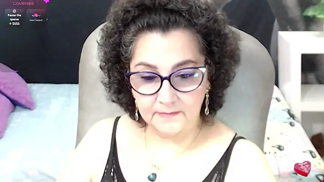 Snapshot of cataleya_mom chatting on March 2025 11:53:01 PM cataleya mom online show from March 2025 11:53:01 PM