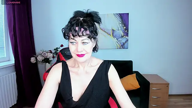 Silvia Wallec online show from May 2026 05:13:01 AM