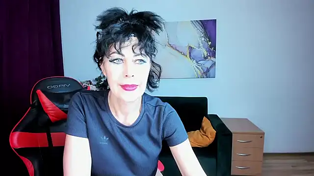 Silvia Wallec online show from June 2026 05:16:02 PM