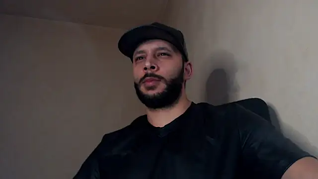 Snapshot of henryaxe chatting on October 2025 07:49:02 AM henryaxe online show from October 2025 07:49:02 AM