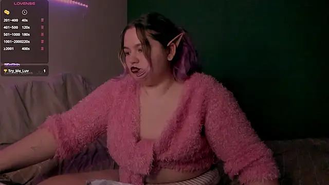 Snapshot of Freakcute_ chatting on February 2025 06:02:02 PM Freakcute online show from February 2025 06:02:02 PM