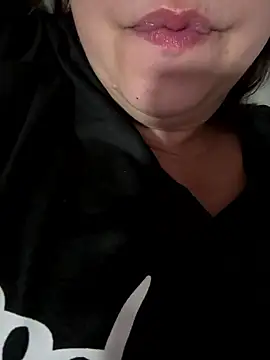 Snapshot of Miss_Barbarella chatting on January 2026 10:04:01 PM Miss Barbarella online show from January 2026 10:04:01 PM