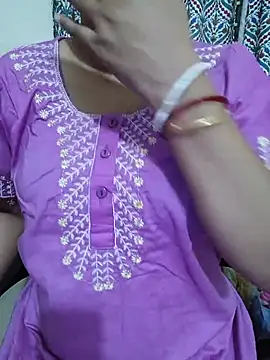 Priya Boudi online show from July 2026 06:28:01 PM