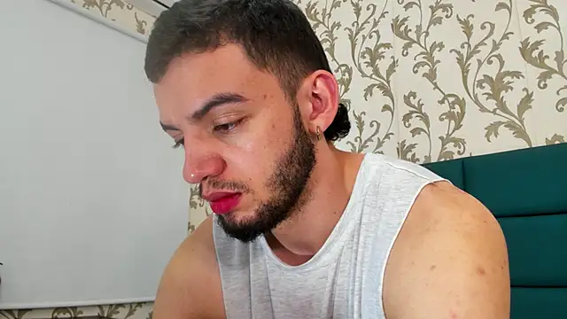 Michael magno online show from December 2024 10:18:02 PM