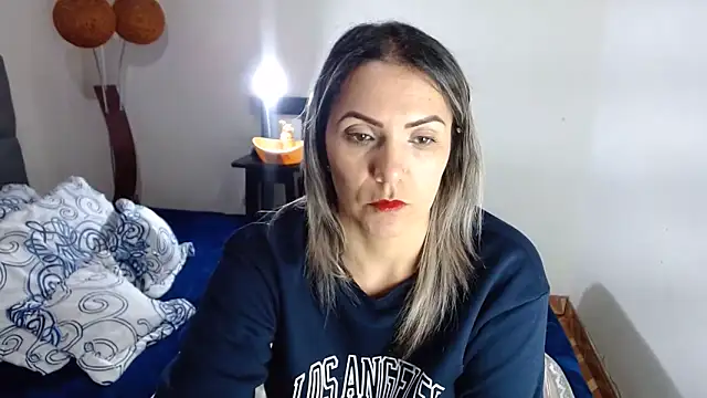 Chantal hott online show from June 2026 07:15:01 PM