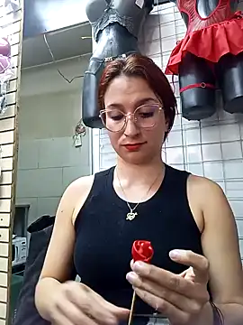 Snapshot of Paula382023 chatting on February 2025 08:59:02 PM Paula382023 online show from February 2025 08:59:02 PM