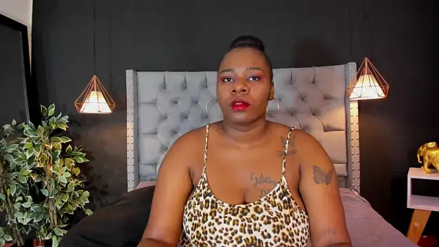 Snapshot of Tammy__vega_ chatting on December 2024 04:01:02 AM Tammy vega online show from December 2024 04:01:02 AM