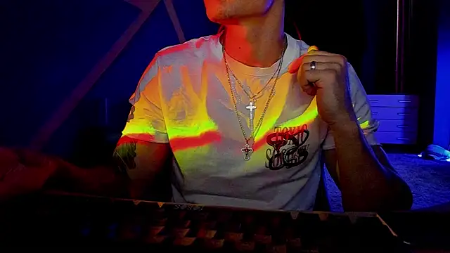 Snapshot of RODARRI chatting on February 2025 09:42:01 AM RODARRI online show from February 2025 09:42:01 AM