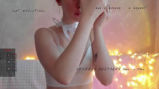 Snapshot of elena_addiction chatting on January 2025 10:02:01 AM elena addiction online show from January 2025 10:02:01 AM