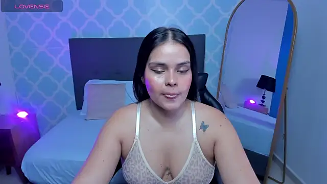 ayla13  online show from February 2026 07:21:01 PM