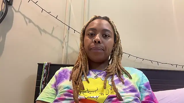 Snapshot of ChocolateCakeQueen chatting on January 2025 10:41:01 PM ChocolateCakeQueen online show from January 2025 10:41:01 PM