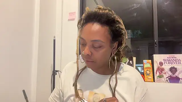 ChocolateCakeQueen online show from September 2025 12:14:01 AM