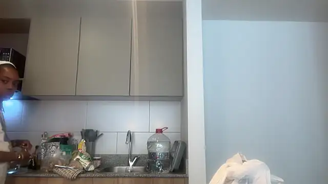 ChocolateCakeQueen online show from December 2025 02:22:02 PM