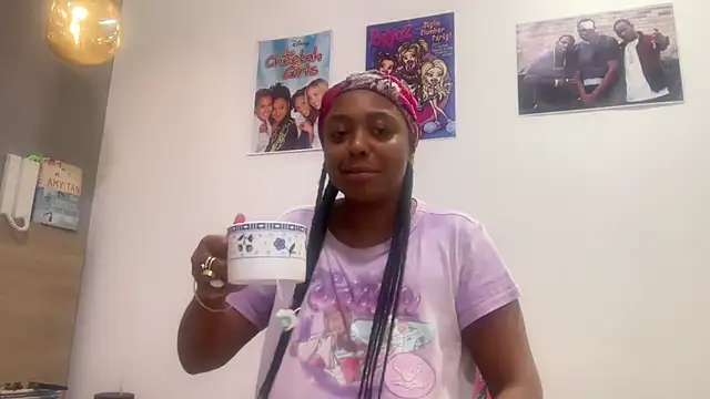 ChocolateCakeQueen online show from June 2026 11:57:01 PM