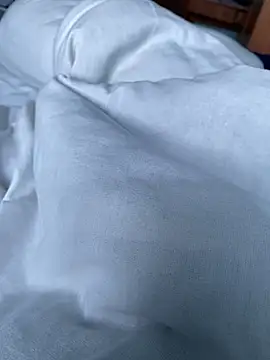 Snapshot of SLdickboy01 chatting on February 2025 05:31:01 AM SLdickboy01 online show from February 2025 05:31:01 AM