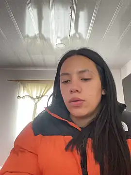 hannahb-e online show from February 2026 04:58:01 PM