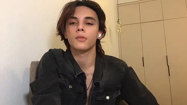 k0sta  online show from December 2024 05:34:01 PM