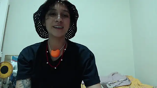 AlinaWoolf  online show from June 2026 03:06:02 AM