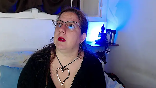 katie joness  online show from February 2026 12:21:01 PM