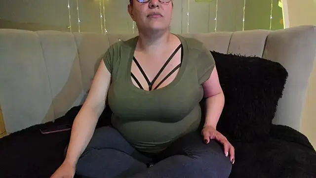 Sammy owens  online show from March 2025 09:43:02 PM