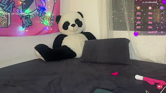 Snapshot of Miss-syanaa chatting on March 2026 08:52:01 PM Miss-syanaa online show from March 2026 08:52:01 PM