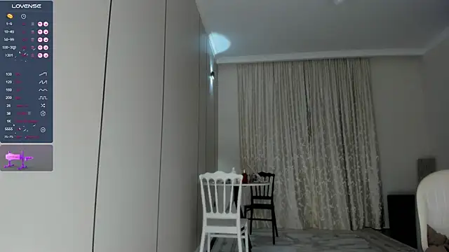 Liu Yifei  online show from January 2026 08:51:02 PM