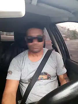 Snapshot of hecwil8 chatting on October 2025 11:24:01 AM hecwil8 online show from October 2025 11:24:01 AM