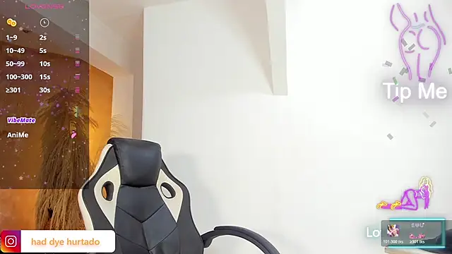 shenielxx online show from December 2025 02:48:01 PM