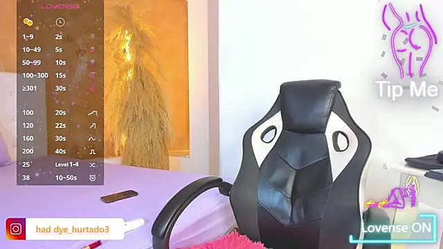 Snapshot of shenielxx chatting on March 2026 03:28:02 PM shenielxx online show from March 2026 03:28:02 PM