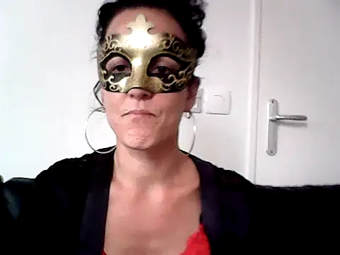 Masquegirlmysterious online show from October 2025 12:24:02 PM