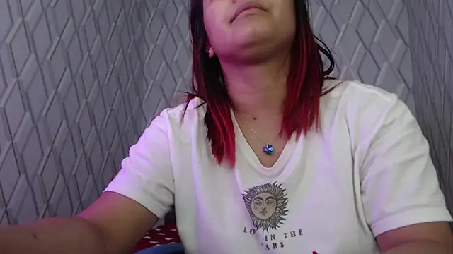 NicolleTaylor online show from January 2025 02:15:02 AM