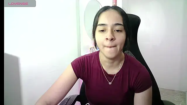 Snapshot of aineangeel chatting on June 2026 12:15:01 AM aineangeel online show from June 2026 12:15:01 AM