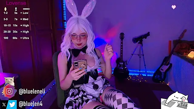 bluelen online show from April 2026 10:13:01 AM