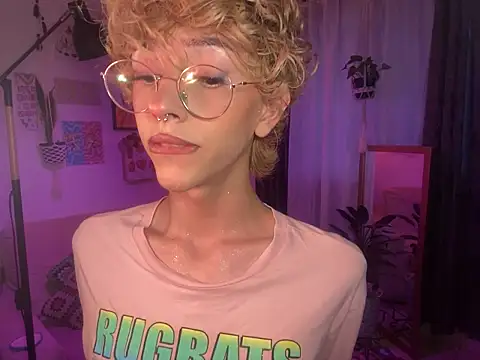 lyamthommpson online show from March 2026 08:13:01 PM