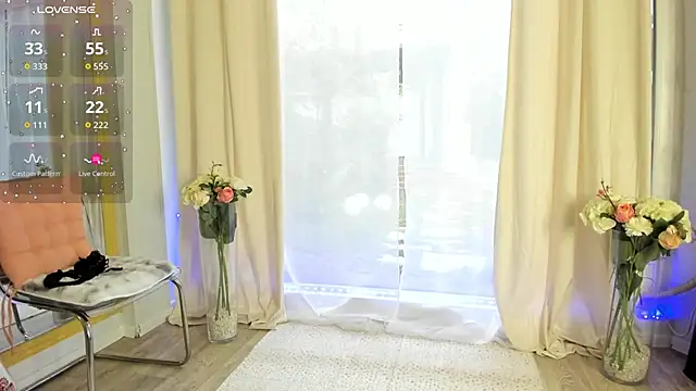 Selena Reeves online show from October 2025 06:24:01 AM