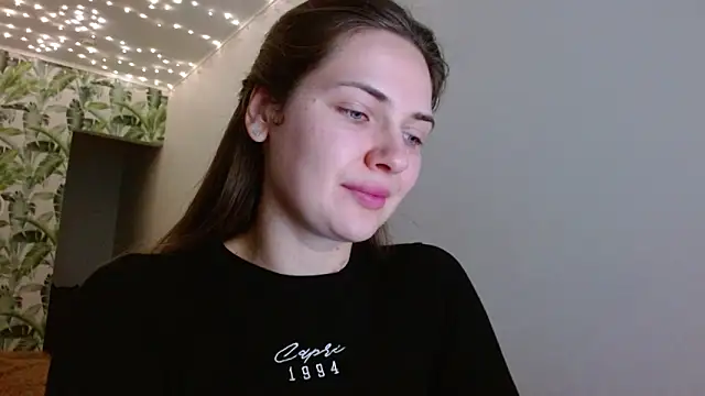 Olivia shine online show from December 2024 05:28:02 AM