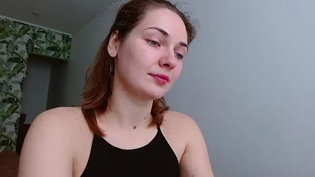 Olivia shine online show from February 2025 05:41:01 AM