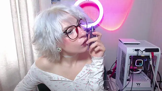 Snapshot of _Moonlight_t chatting on October 2025 10:13:02 AM Moonlight t online show from October 2025 10:13:02 AM